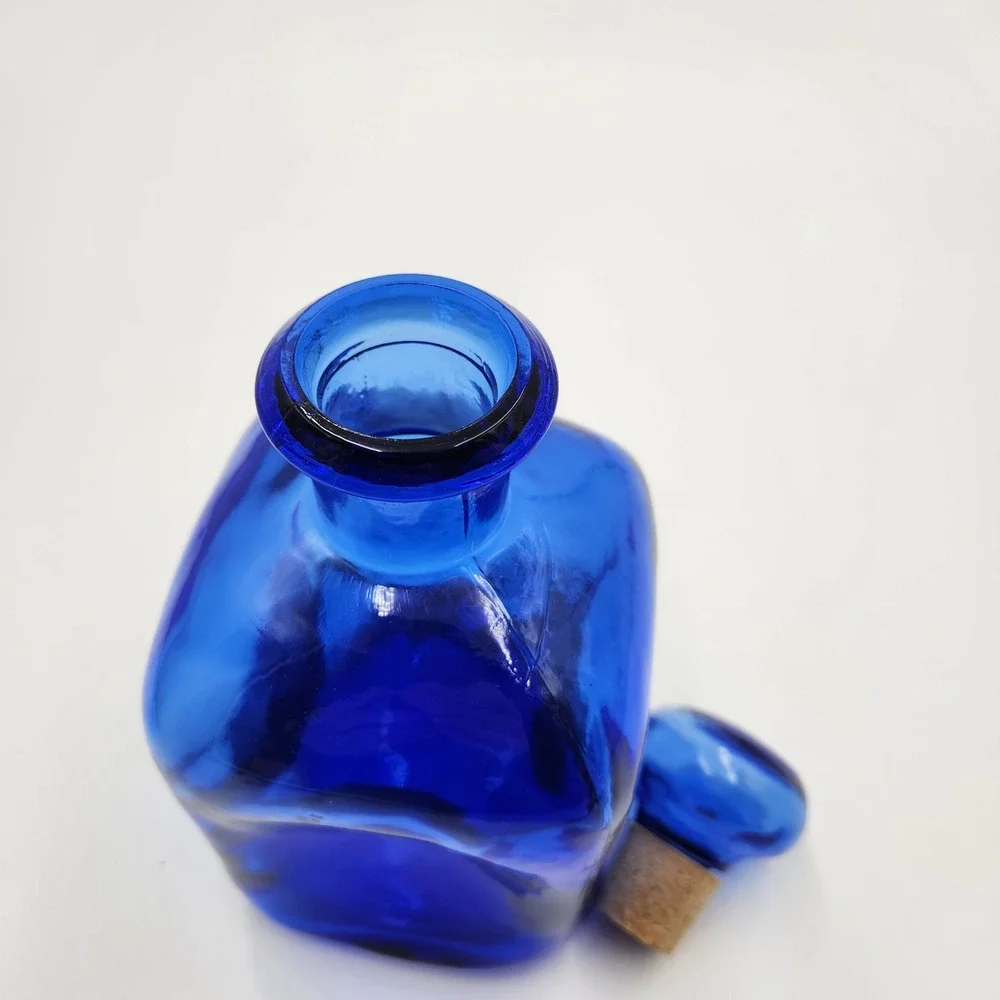 VTG Italian Cobalt Blue Pinched Hand Blown Glass‎ Decanter Ball Stopper Bottle